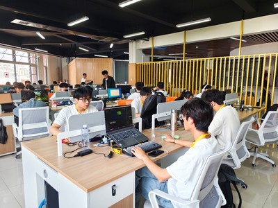 軟件技術(shù)與計(jì)算機(jī)軟件開(kāi)發(fā)的價(jià)值和路徑